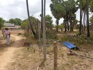 A9 Land for Sale in Meesalai North