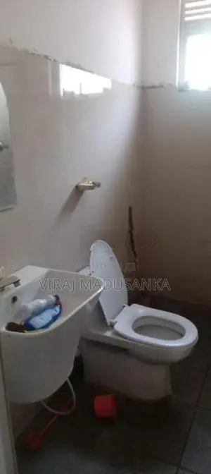 House with Shop For Sale in Kurunegala, Thorayaya