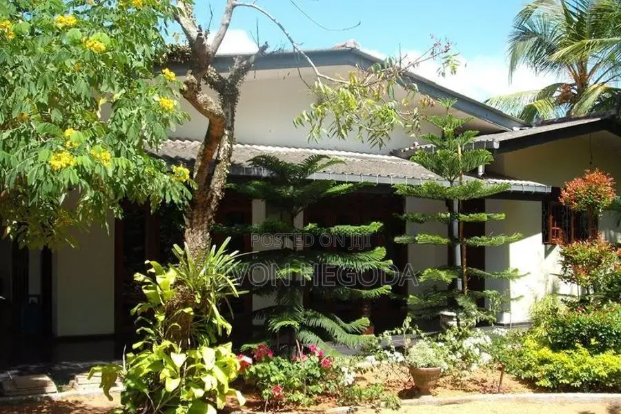 Land with House for Sale Moratuwa
