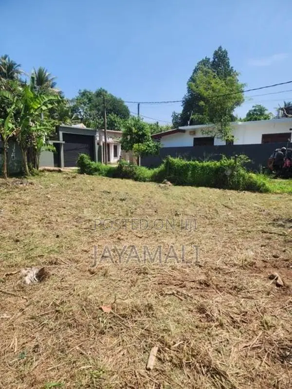 Square Land for Sale Homagama Artigala Road