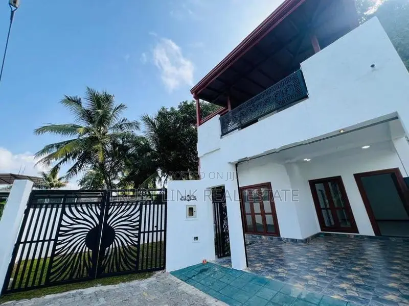 2 Storey House for Sale in Wattala Kerawalapitiya