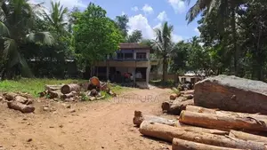 Factory for Rent in Agalawatta