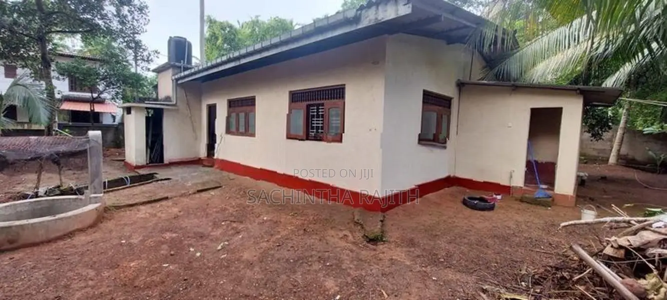 House Sale in Piliyandala Dampe