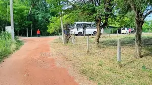 අනුරාධපුර පූජා නගරයෙන් සින්නක්කර ඉඩමක් විකිණීමට