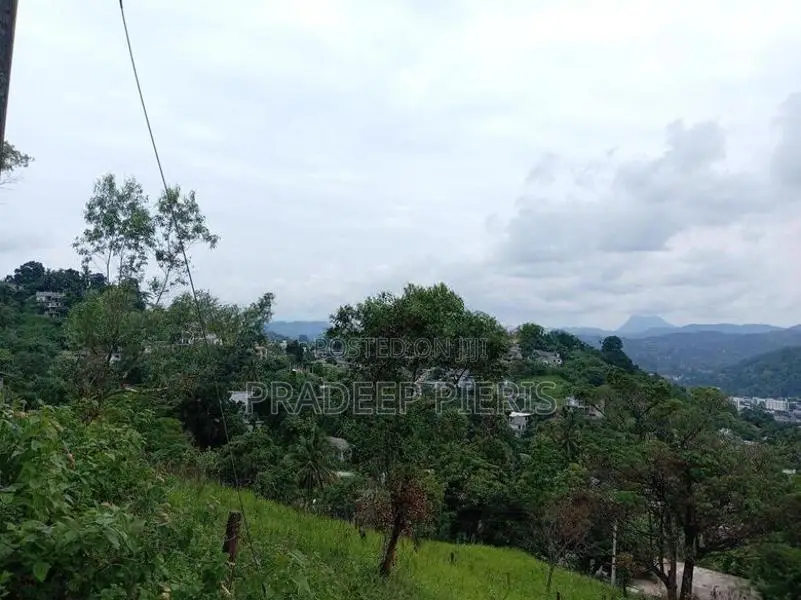 Land in Herassagala