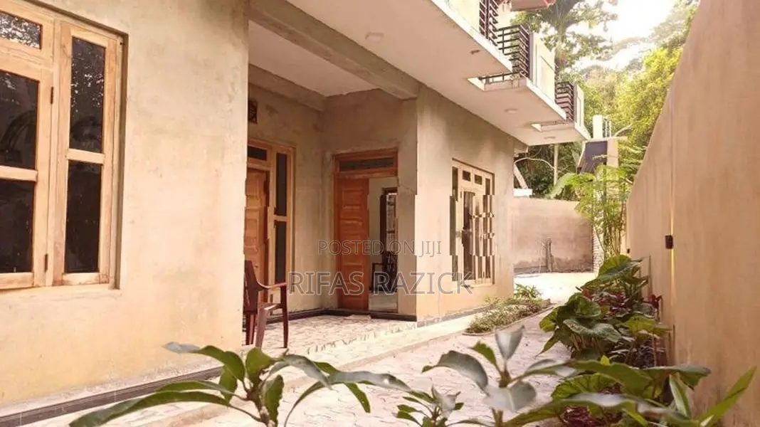 2 Storey House for Sale Paragahawela, Ukuwela