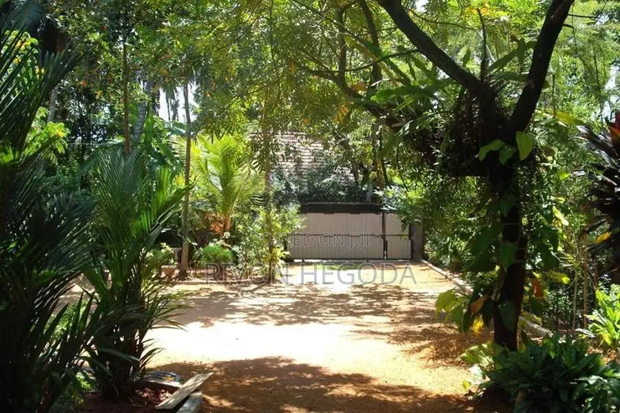 Land with House for Sale Moratuwa