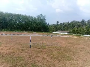 Lake Front Land Plot Bandaragama