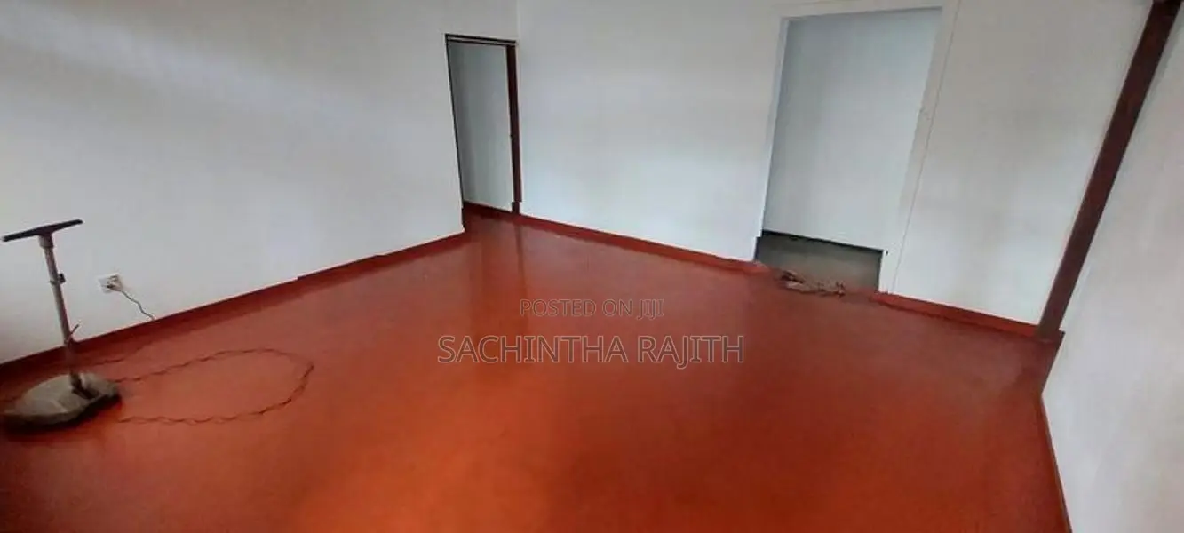 House Sale in Piliyandala Dampe