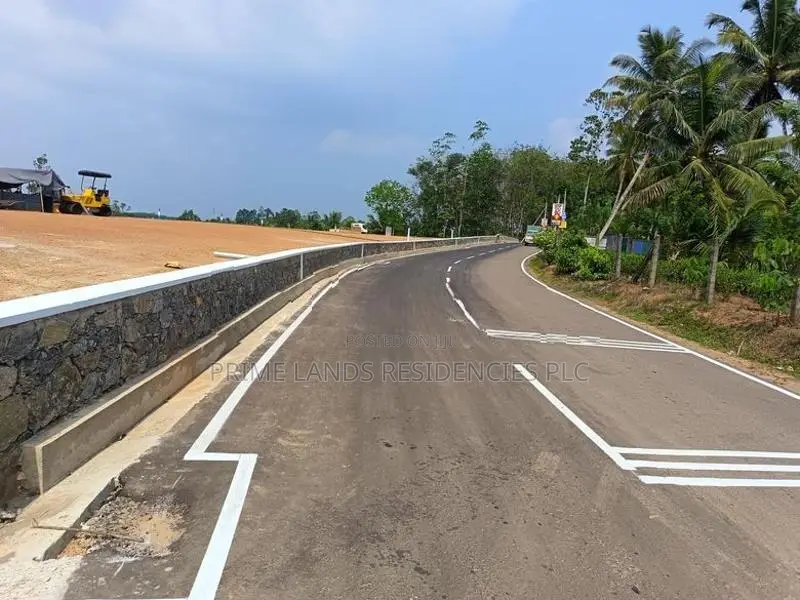 Land for Sale in Homagama Kiriwaththuduwa