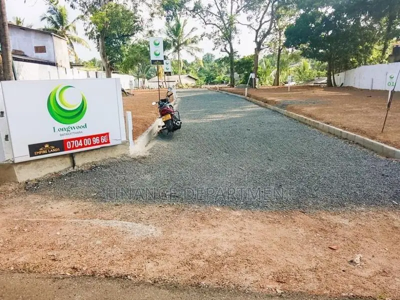 Super Luxury Land for Sale in Piliyandala Batakeththara