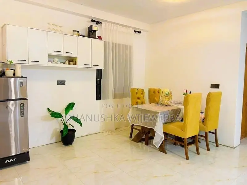 2 Story Modern Box Type House with Rooftop Weliweriya