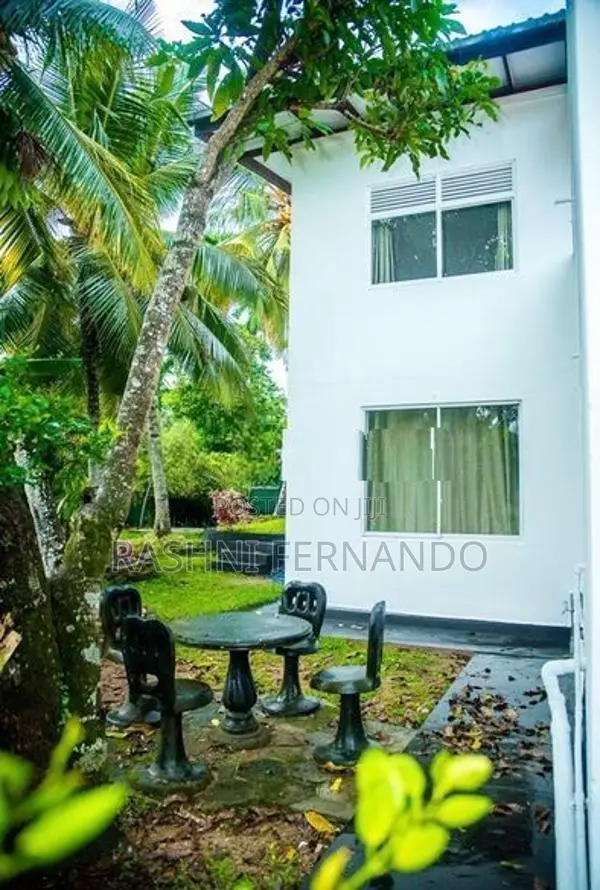Large Two Storied House - Athurugiriya