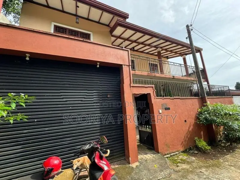 Near Colombo Road 2 Storey House for Sale Piliyandala