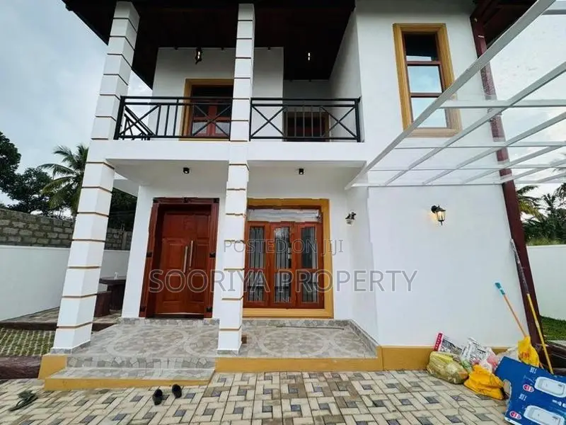 Luxury 2 Storey House for Sale in Piliyandala