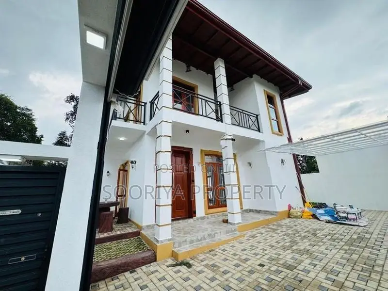 Luxury 2 Storey House for Sale in Piliyandala