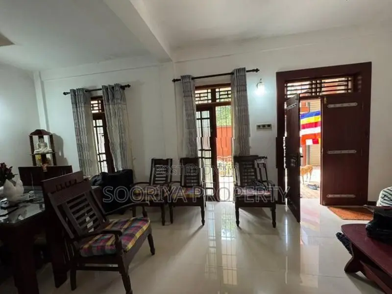 Near Colombo Road 2 Storey House for Sale Piliyandala