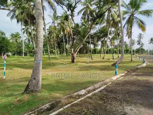 Land in Kotadeniyava