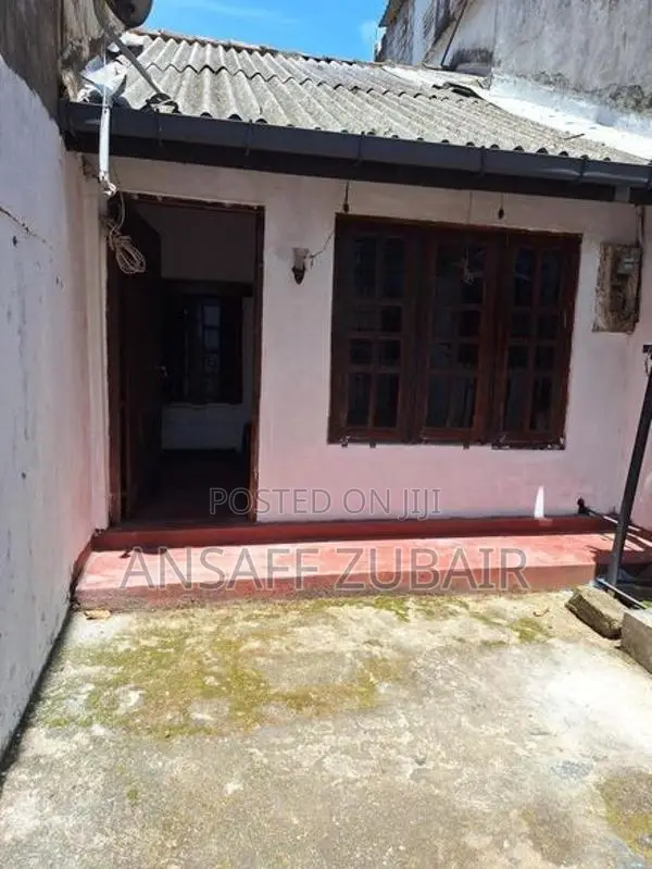 Annex for Rent in Balapokuna Vihara Road, Kirulapone