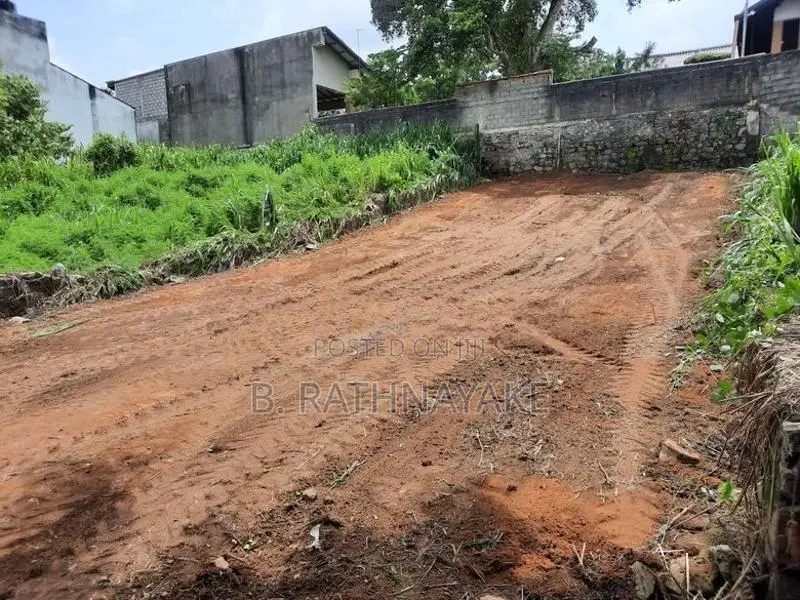 Land for Sale in Malabe