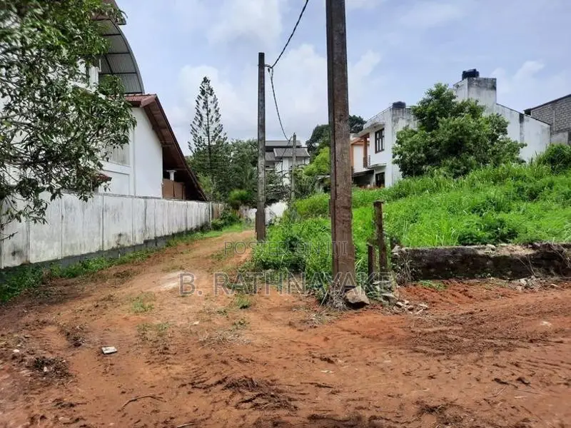 Land for Sale in Malabe