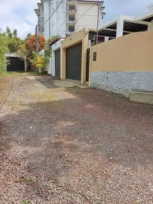 Land For Sale Thalawathugoda Hokandara