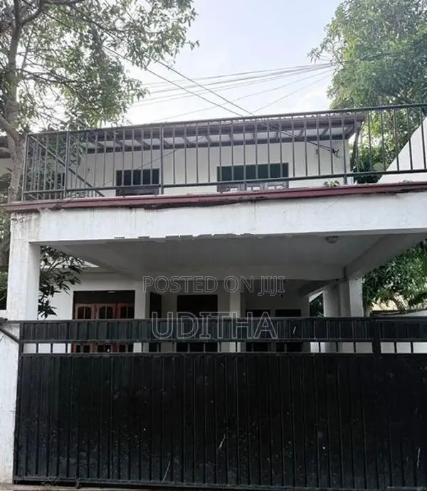 Upper Floor Two-Storey House for Rent Ratmalana