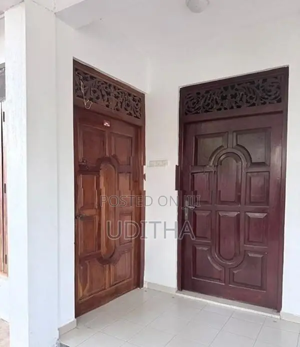 Upper Floor Two-Storey House for Rent Ratmalana