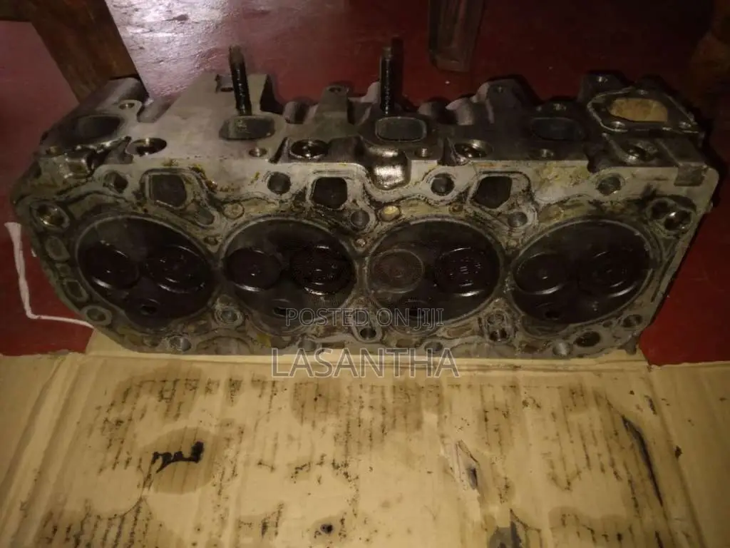 Toyota 2C Molli Engine Head for Car