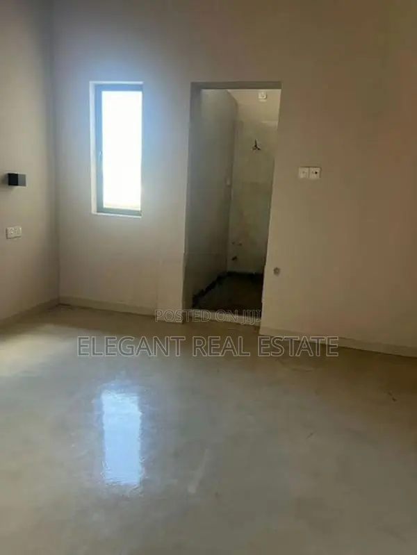 Commercial Space for Rent in Colombo 05 (A5248)