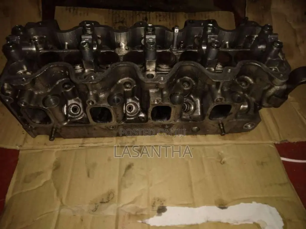 Toyota 2C Molli Engine Head for Car