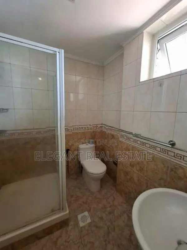 Victoria Park Mansion - 03 Bedroom Apartment for Rent (A6433) Colombo 