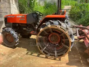 Kubota 4508 2014 Tractor (Used)