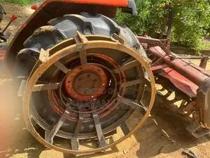 Kubota 4508 2014 Tractor (Used)