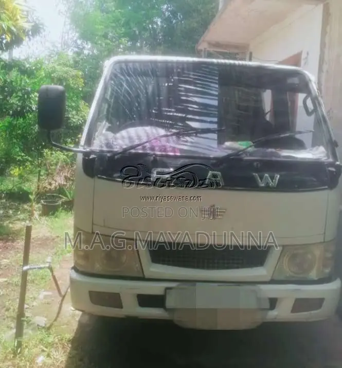 FAW CA1040K3RE3.1 2015 Crew Cab (Used)