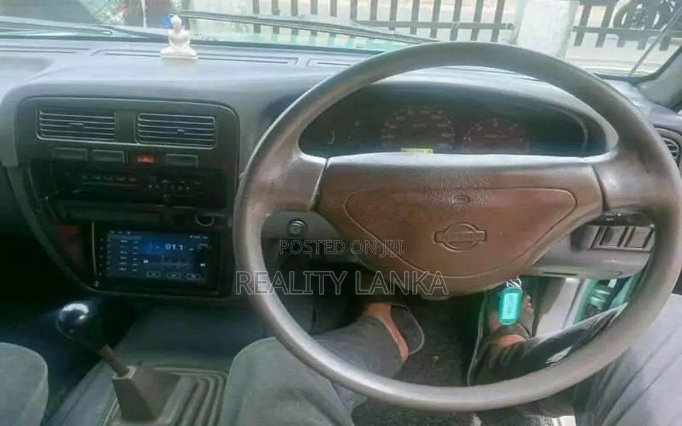 Nissan D22 1998 Pickup (Used)