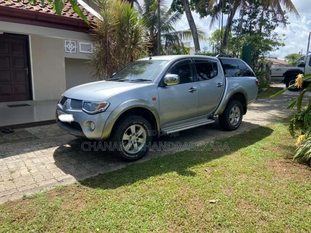 Mitsubishi L200 2007 Pickup (Used)