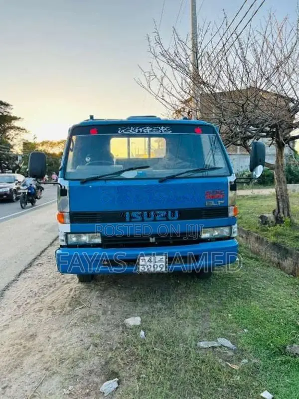 Isuzu Tipper 1981 Lorry (Used)