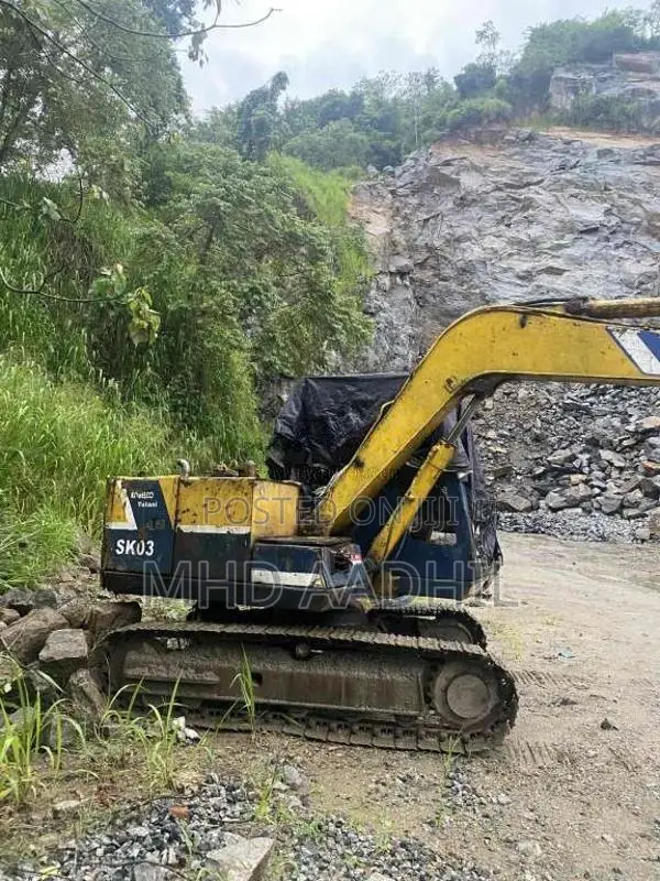 Kobelco Yutani SK03 2007 Heavy-Duty (Used)