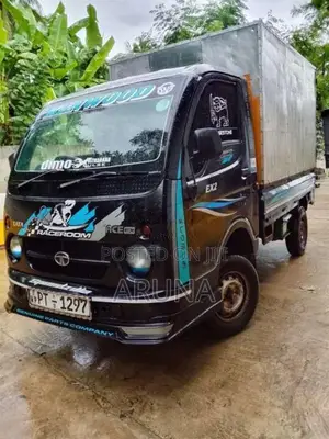 Tata Dimo Batta 2012 Lorry (Used)