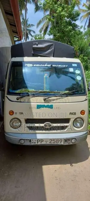 Tata Dimo Batta 2010 Lorry (Used)