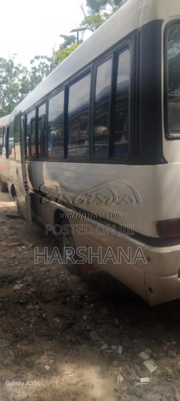 Mitsubishi Rosa 1991 Bus (Used)
