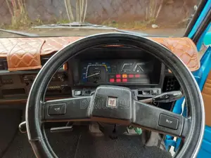 Isuzu ELF 1979 Lorry (Used)