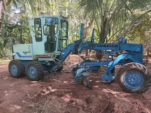 Mitsubishi Motor Grader 230 MG 2014 Heavy-Duty (Used)