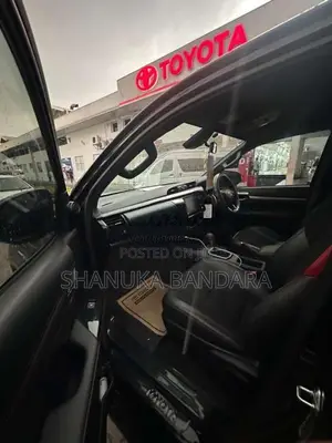 Toyota Hilux 2023 Pickup (Used)
