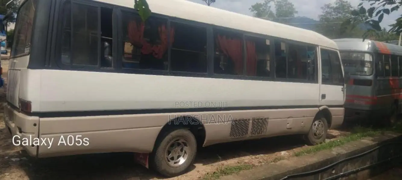 Mitsubishi Rosa 1991 Bus (Used)