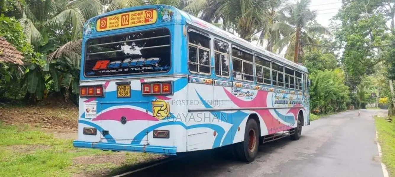 Ashok-Leyland Viking 2011 Bus (Used)