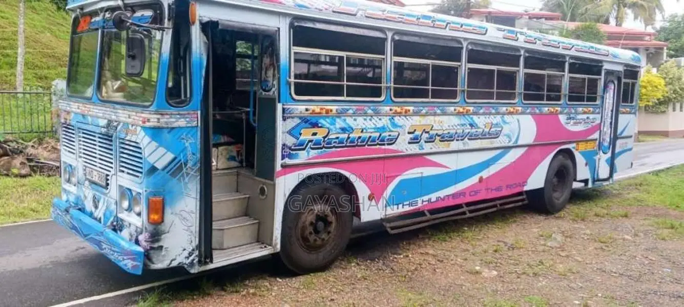 Ashok-Leyland Viking 2011 Bus (Used)