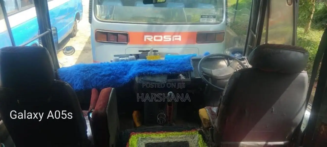 Mitsubishi Rosa 1991 Bus (Used)