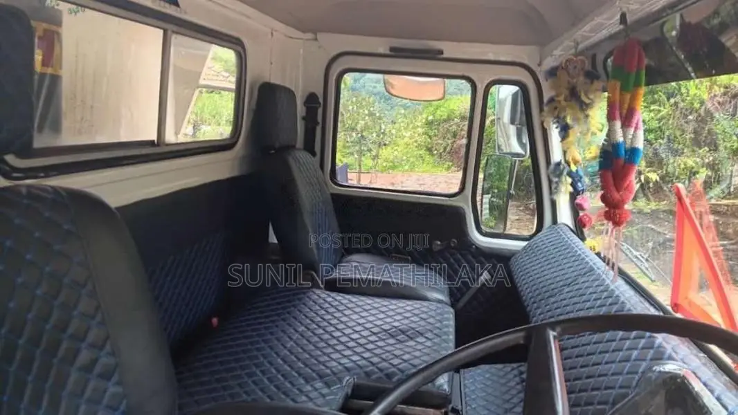 Tata 1615 2011 Lorry (Used)